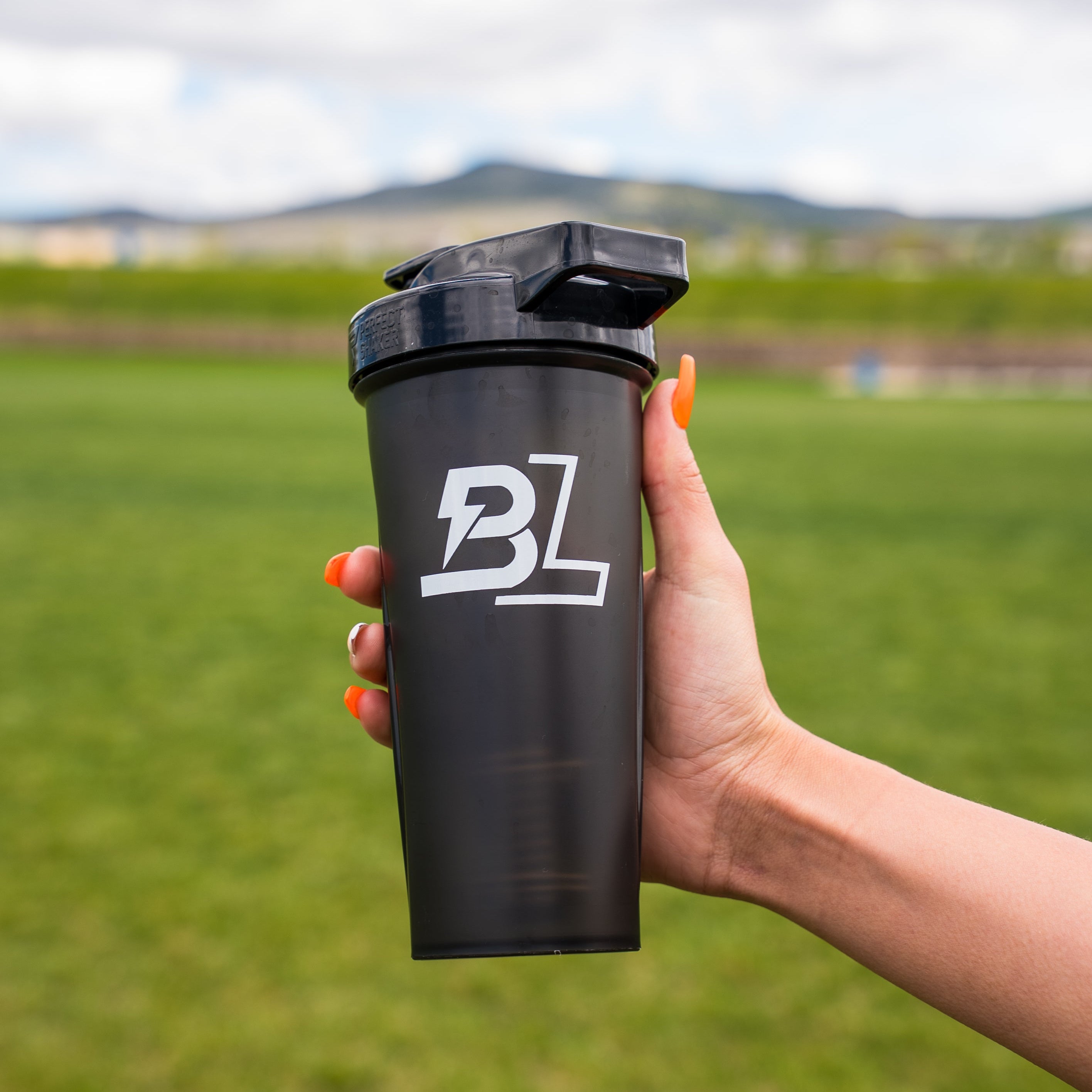 28-Ounce Protein Shaker Bottle For Fitness
